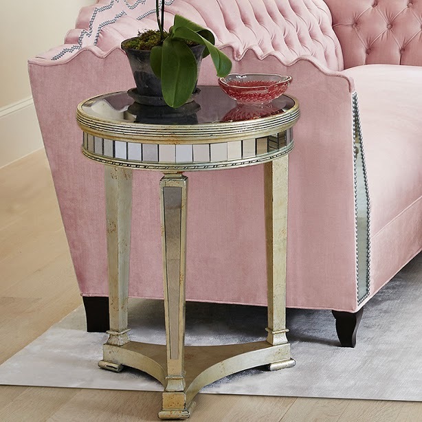 Small mirrored lamp store table